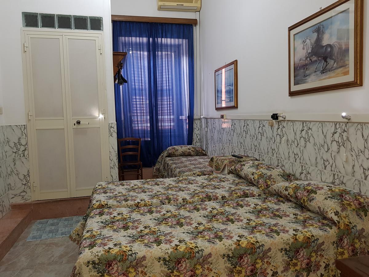 Albergo Stadler ローマ エクステリア 写真